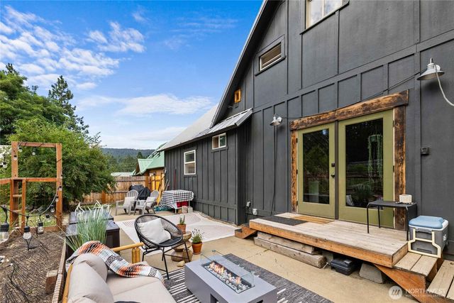 407 S 7th Street, Roslyn, WA 98941