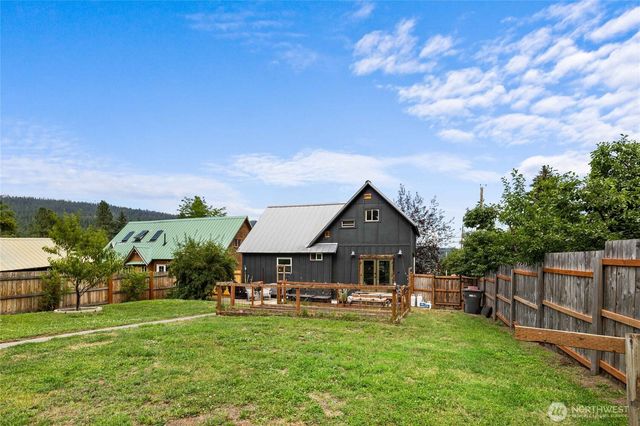 407 S 7th Street, Roslyn, WA 98941