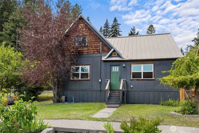 407 S 7th Street, Roslyn, WA 98941