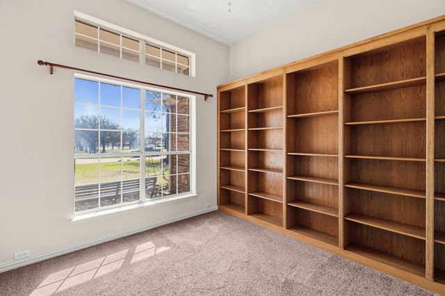 7517 Rodeo Drive, Denton, TX 76208