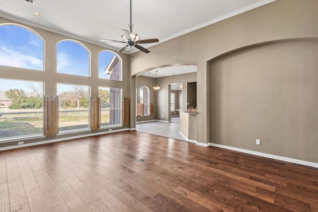 7517 Rodeo Drive, Denton, TX 76208