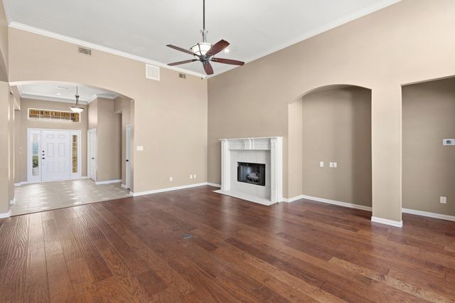 7517 Rodeo Drive, Denton, TX 76208