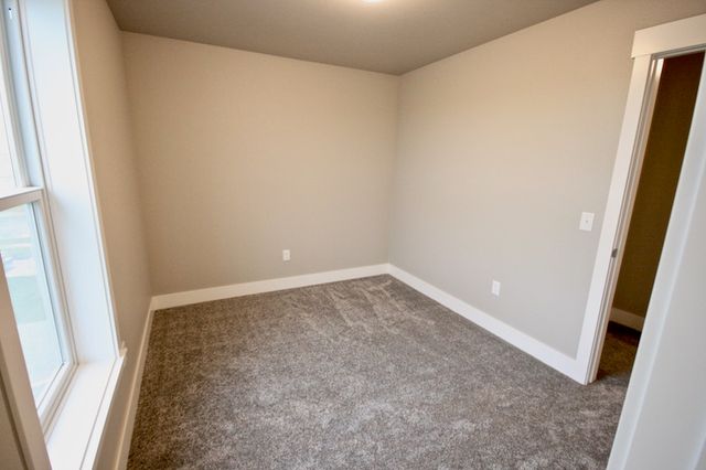 1736 Walter Creek Boulevard, Billings, MT 59101