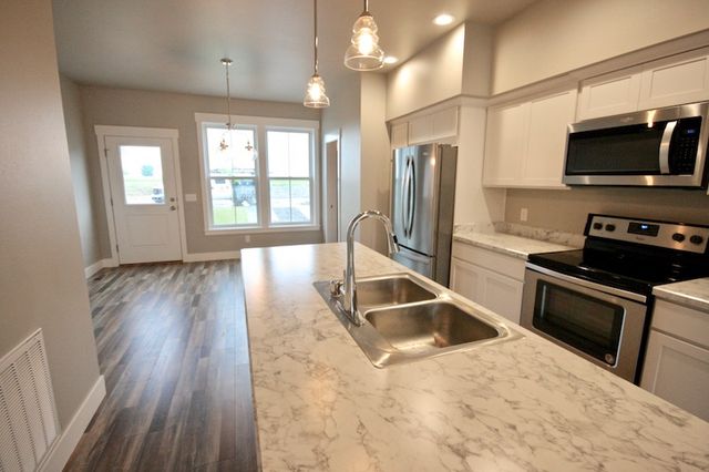 1736 Walter Creek Boulevard, Billings, MT 59101