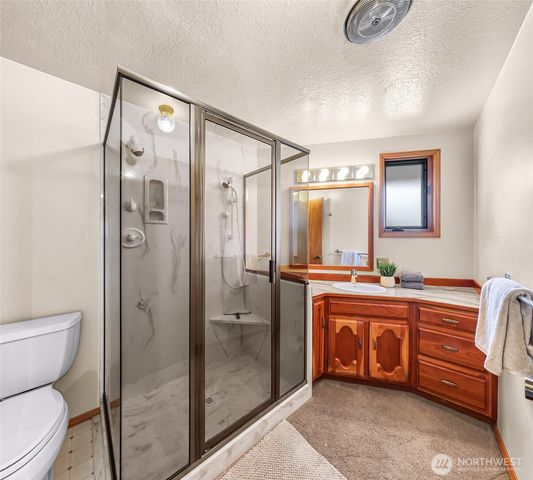 13029 Standring Lane SW, Burien, WA 98146