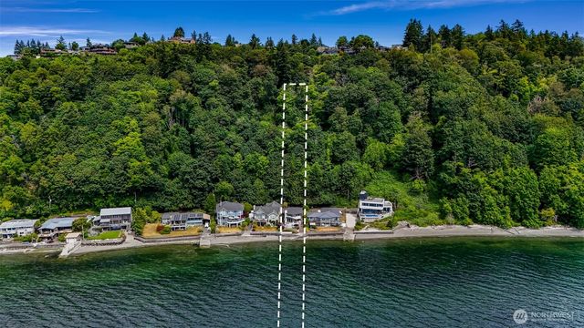 13029 Standring Lane SW, Burien, WA 98146