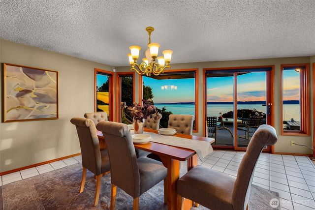 13029 Standring Lane SW, Burien, WA 98146