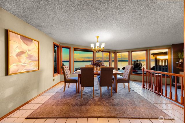 13029 Standring Lane SW, Burien, WA 98146