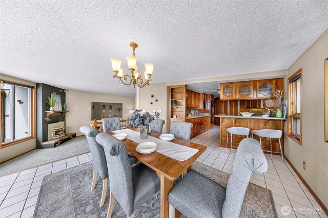 13029 Standring Lane SW, Burien, WA 98146