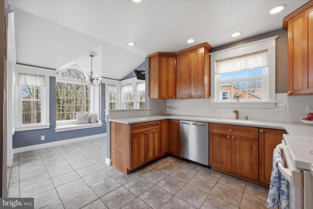 436 KERR LN, Springfield, PA 19064