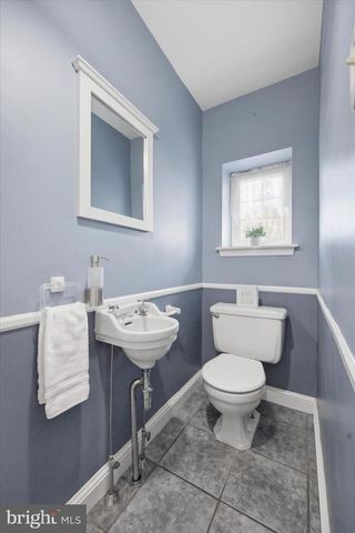 436 KERR LN, Springfield, PA 19064