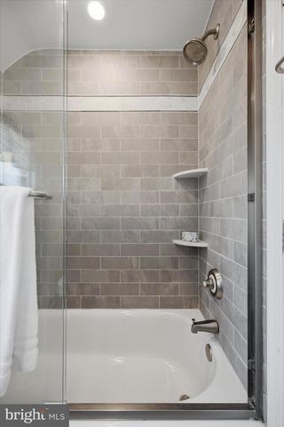 436 KERR LN, Springfield, PA 19064