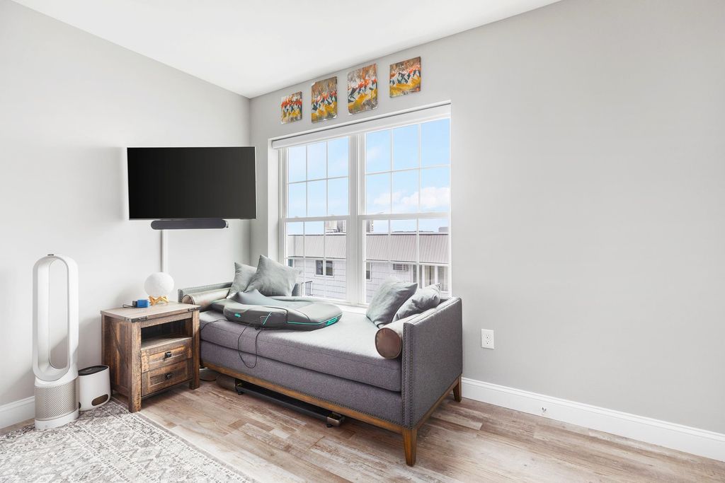 Image 26 of property listing at 435 Ocean Blvd Unit 405, Hampton, NH 03842