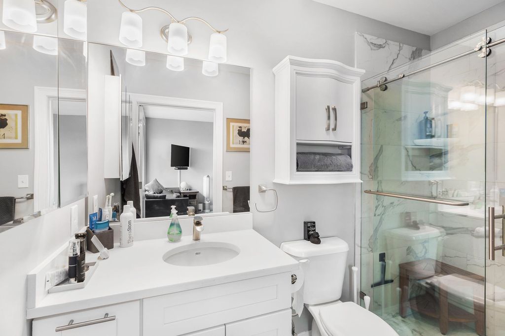 Image 29 of property listing at 435 Ocean Blvd Unit 405, Hampton, NH 03842