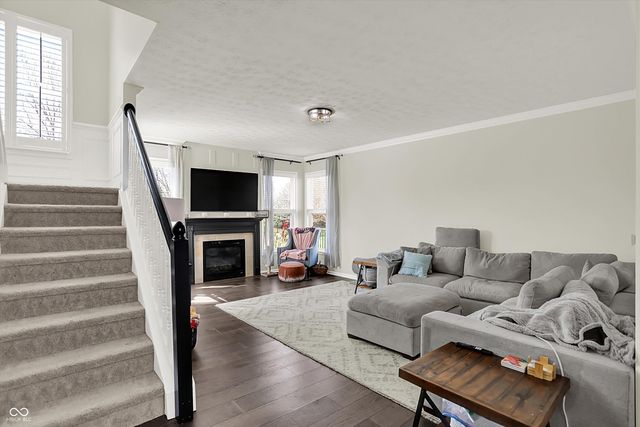 12111 Everwood Circle, Noblesville, IN 46060