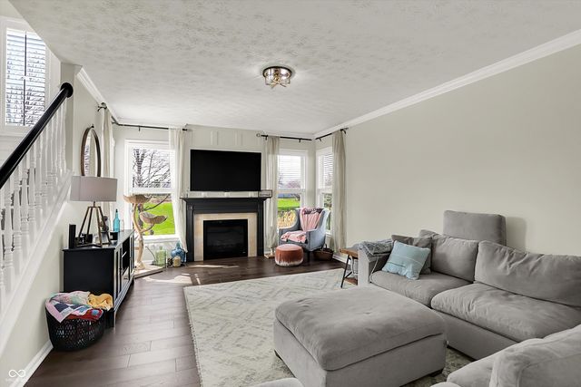 12111 Everwood Circle, Noblesville, IN 46060