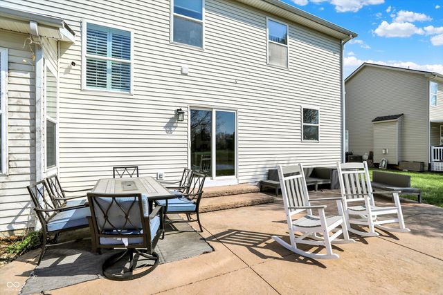 12111 Everwood Circle, Noblesville, IN 46060