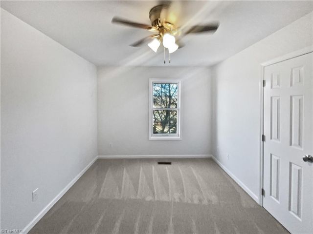 3994 Leinbach Drive, Winston-salem, NC 27106