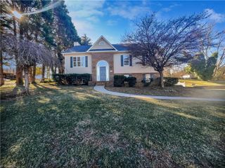 3994 Leinbach Drive, Winston-salem, NC 27106