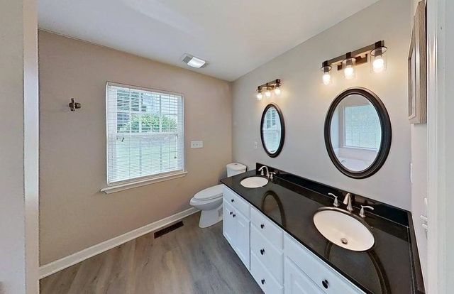 232 Orleans Drive, Wellford, SC 29385