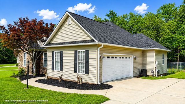 232 Orleans Drive, Wellford, SC 29385
