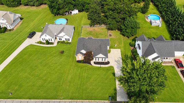 232 Orleans Drive, Wellford, SC 29385