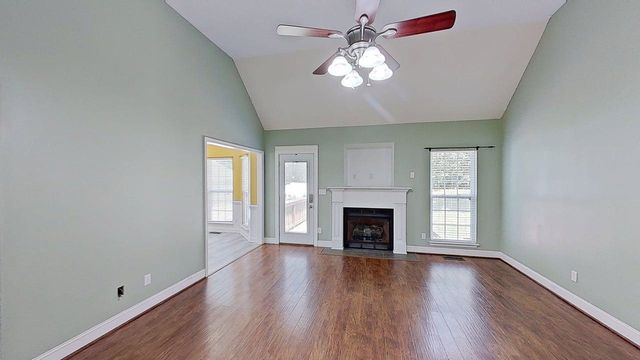 232 Orleans Drive, Wellford, SC 29385