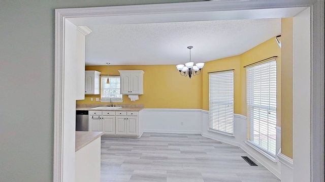 232 Orleans Drive, Wellford, SC 29385