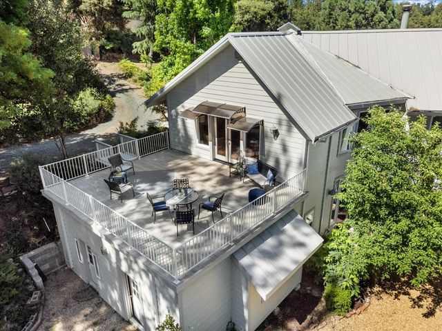 19780 Venus Ct, Grass Valley, CA 95949