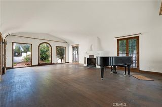 1224 S Wilton Place, Los Angeles, CA 90019
