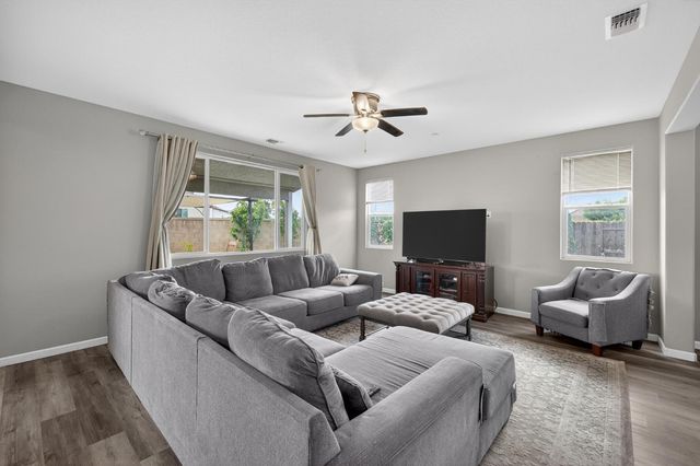 6305 W Pico Avenue, Fresno, CA 93723
