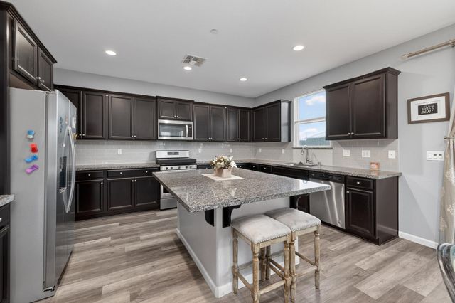 6305 W Pico Avenue, Fresno, CA 93723