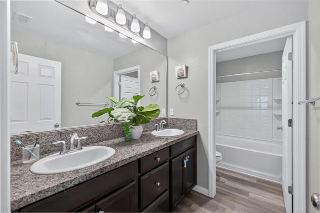 6305 W Pico Avenue, Fresno, CA 93723