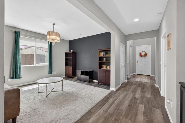 6305 W Pico Avenue, Fresno, CA 93723