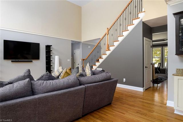 8931 Grove Park Drive, Oak Ridge, NC 27310