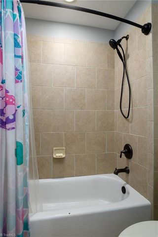 8931 Grove Park Drive, Oak Ridge, NC 27310