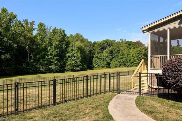 8931 Grove Park Drive, Oak Ridge, NC 27310
