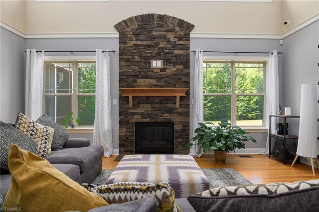 8931 Grove Park Drive, Oak Ridge, NC 27310