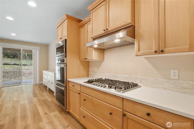 5487 Skyfall Place NW, Bremerton, WA 98312