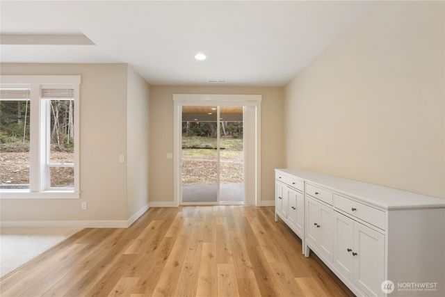 5487 Skyfall Place NW, Bremerton, WA 98312