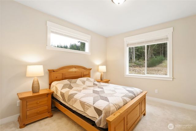 5487 Skyfall Place NW, Bremerton, WA 98312