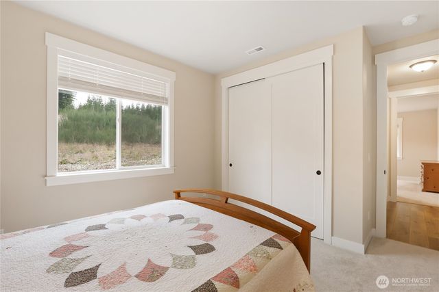 5487 Skyfall Place NW, Bremerton, WA 98312