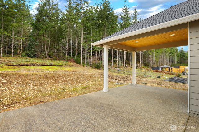 5487 Skyfall Place NW, Bremerton, WA 98312