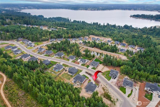 5487 Skyfall Place NW, Bremerton, WA 98312