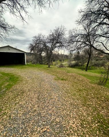 42912 Country Club Drive E, Oakhurst, CA 93644