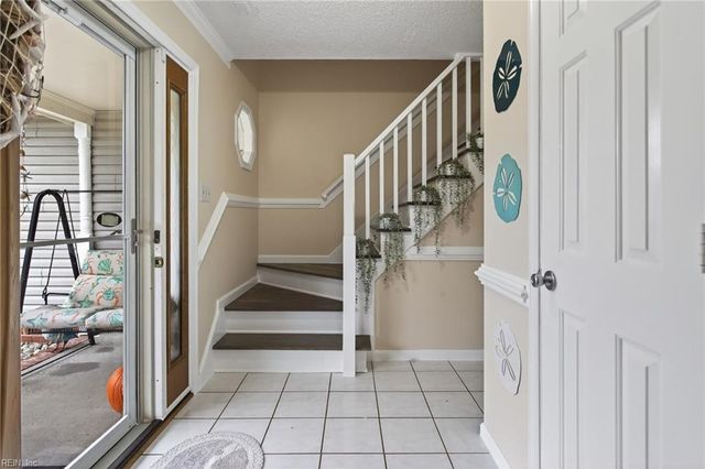 812 Galvani CT, Virginia Beach, VA 23454