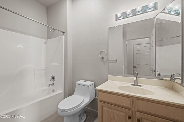 4687 S Holly Rose Drive, Green Valley, AZ 85622