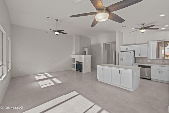 4687 S Holly Rose Drive, Green Valley, AZ 85622