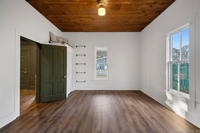 307 N 4th, Benton, AR 72015