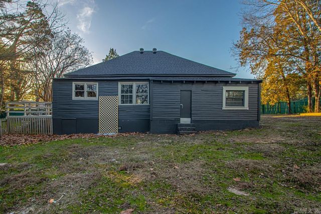 307 N 4th, Benton, AR 72015